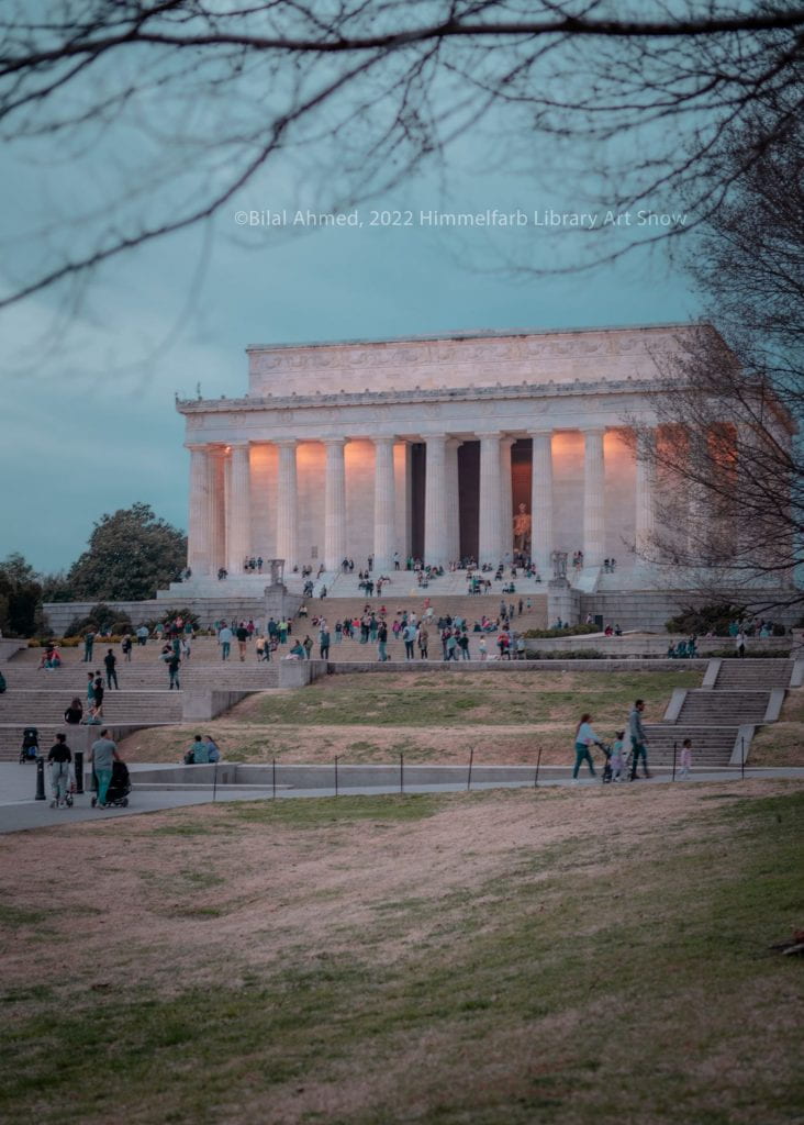 Photograph of the Lincoln Memorial at dusk.